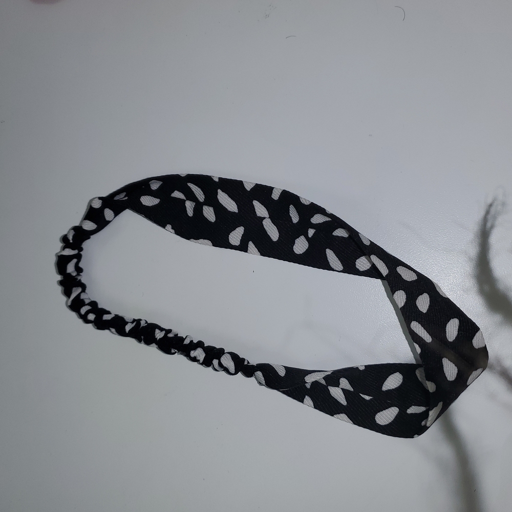 Black polkadot headband
